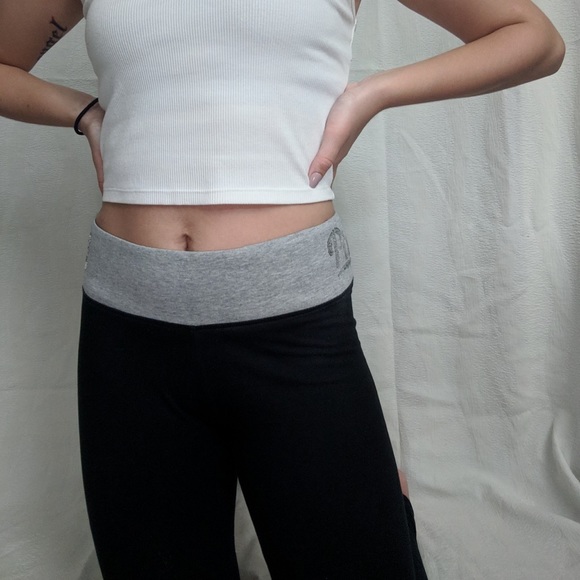 PINK VS gray/black sequin leggings - Picture 3 of 8